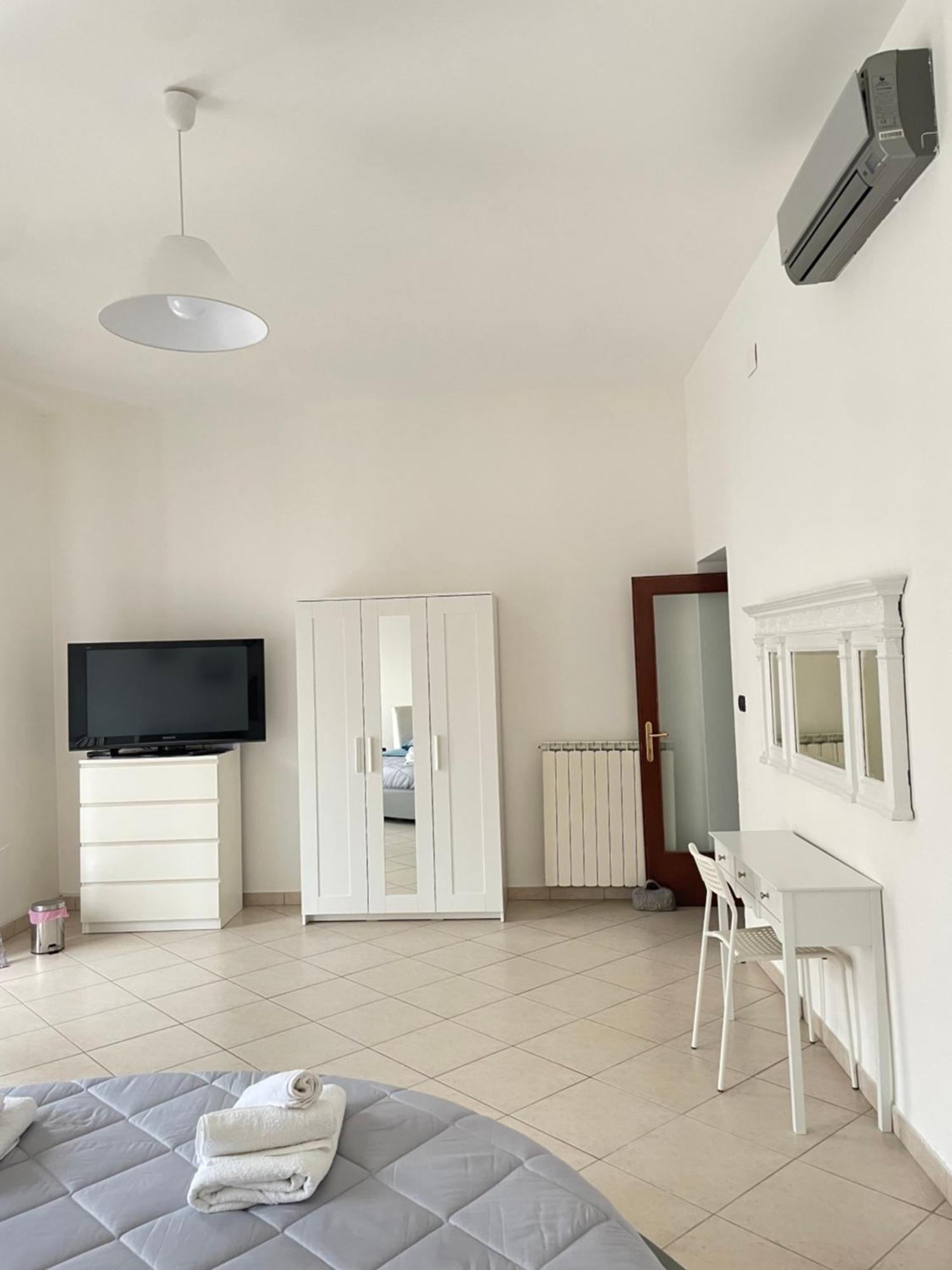 Parvis Home Brindisi Luaran gambar
